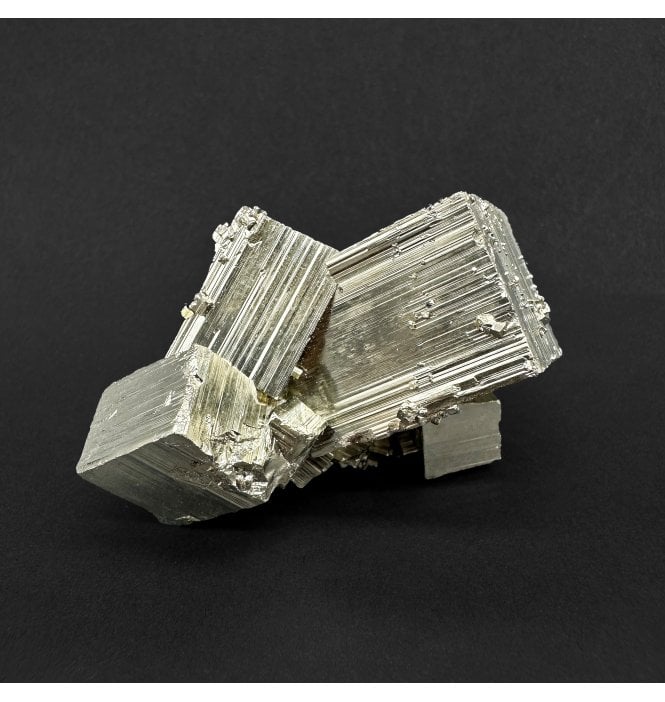Iron Pyrite Cluster (R1080)
