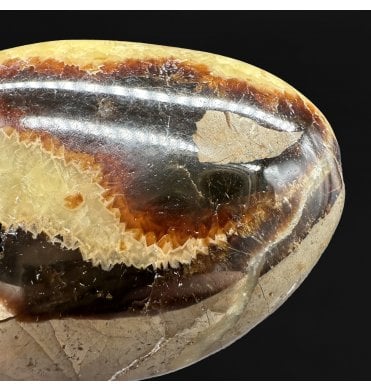 Septarian Calcite Pebble (SKU R1430)