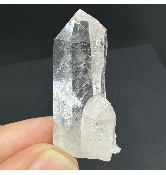 White Quartz Point (R900)